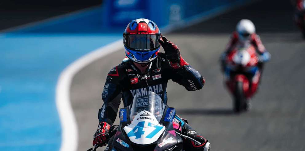 Fifty Motorsport ESBK Yamaha R6 akciófotó Varga Tibor Erikről a spanyol bajnokságban